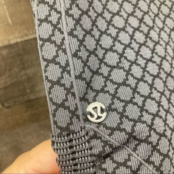 Lululemon In The Flow Crop II - Heathered Deep Coal - Picture 10 of 11